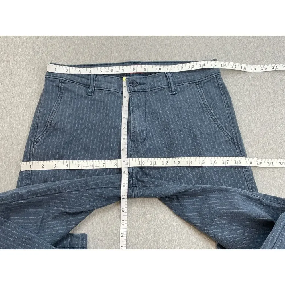 Levis levis pants